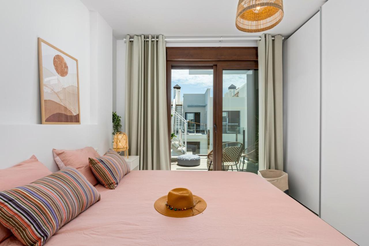 Luxury Apartment Salinas サン・ペドロ・デル・ピナタル エクステリア 写真